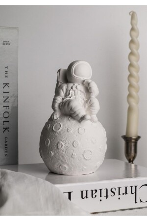 Nachdenkliches Astronauten-Dekor, Bücherregal, Regal-Dekor - Lalezen Home