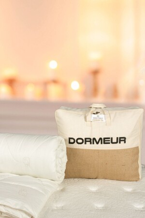 Natural and Odorless Single Wool Quilt - With Bag - Outer Fabric 100% Cotton YOYUNKT01 - Dormeur