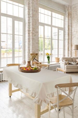 Natural Ruffle Tablecloth Vintage 140x180 Cm - Cotton Maison