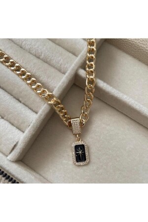 New Season Gold Thick Chain Black Pole Star Detailed Necklace - Serenity Atelier