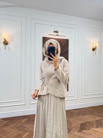 Nora Pleated Skirt Set - Beige - Duendeca
