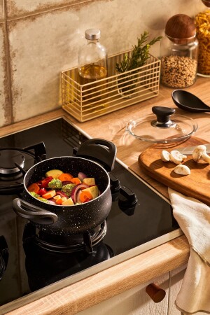 Nova Casserole Pot 16 cm 600. 15. 01. 2534 - Emsan