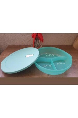 one. 4 Lt Micro Compartment Container. - Tupperware