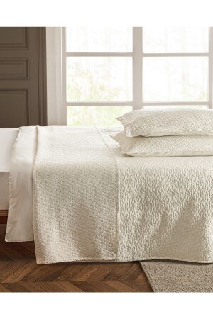 Ordre Double Bedspread - Madame Coco
