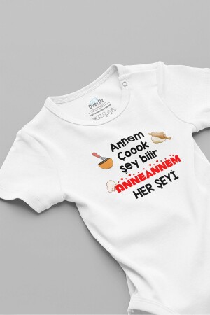Özel Tasarım Annem Çok Şey Bilir Anneannem Her Şeyi Bebek Body Bebek Çıt Çıtlı Badi Zıbın Body 5236 - Overoz