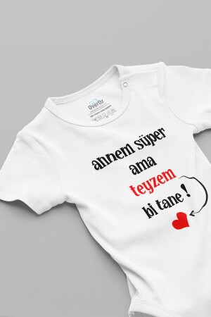 Özel Tasarım Annem Süper Ama Teyzem Bir Tane Yazılı Bebek Body Beyaz Zıbın 5127 - Overoz