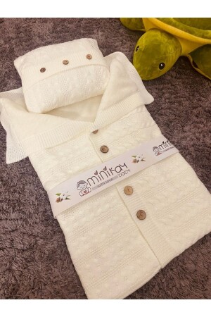 Padded Knitwear Swaddle Blanket TYC00649073910 - MİNİKAY BABY