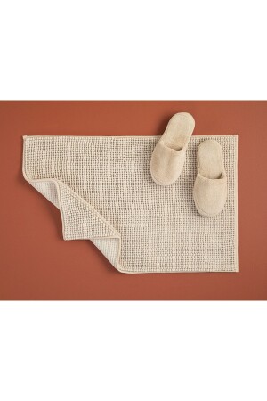 Paige Polyester Paste Covora? . 10035543 - English Home