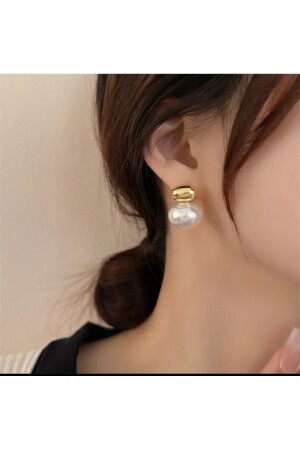 Pearl earrings with imported pearls and gold details - Aychaaksesuar