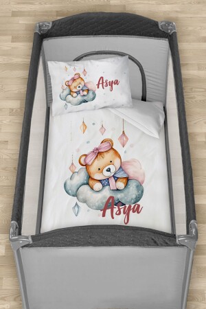 Personalisiertes 75x120 Parkbett-Bettbezug-Set, süßer Teddybär in der Wolke - Homamia