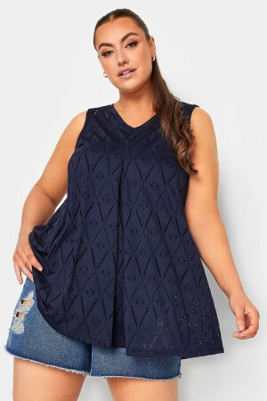Plus Size V-Neck Lace Detailed Unlined Short Sleeve Blouse 302381 - Stil Diva