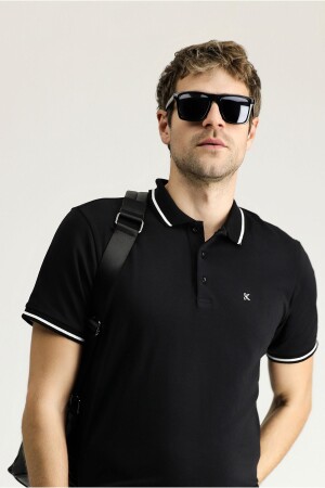 Polo-Ausschnitt, schmale Passform, schmal geschnittenes, besticktes Single-Jersey-Baumwoll-T-Shirt - Kiğılı