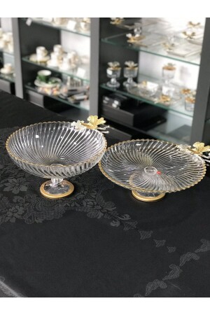 Prächtiges Set aus 2 Avangard-Präsentationsbechern im Sonderdesign mit goldvergoldetem Gold und doppeltem Schmetterling aus Metall, ZH-ZH-716 - Santara