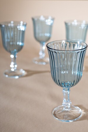 Prächtiges Set mit 4 Wassergläsern in Blau, 240 cm³ - Rakle