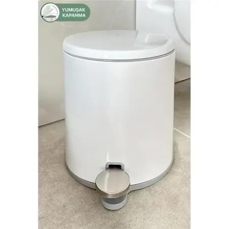 Primanova Cigo Pedal-Operated Bathroom and Kitchen Trash Can, 6 Liters, White - PRIMANOVA