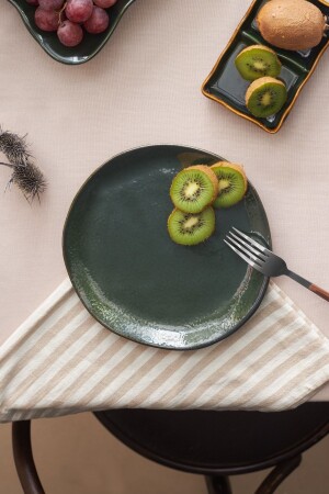 Reactive Cake Plate 20 Cm 153. 03. 06. 9508 - Karaca
