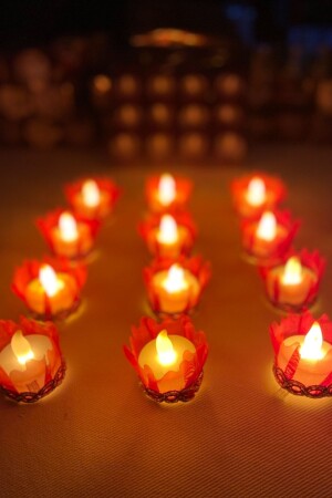 Red LED Henna Bridesmaid Hand Candle 12 Pieces - Zeymerade