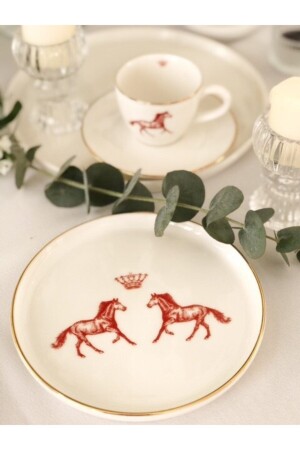 Red Royal Series Porcelain Dessert Plate 1 Piece 025 - BOES Porselen