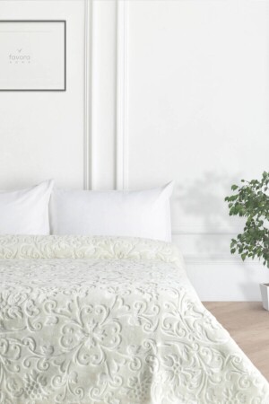 Romance Flower Embossed Double Blanket - Ecru 8682511838314 - Dinarsu