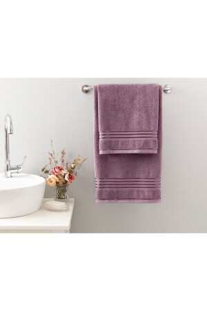 Romantic Stripe Flush Bath Towel Set Plum 10030912 - English Home