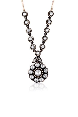 Rose Waterway Necklace En2124 ST_P213336 - Iryum