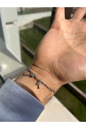 Rostfreies/anlaufgeschütztes Kettenarmband mit Buchstabendetail und silbernem Kettenbuchstaben - Tgbbutik