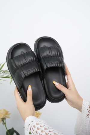 Ruffle Women's Slippers Beach Sea Pool Slippers Black - Moda Frato