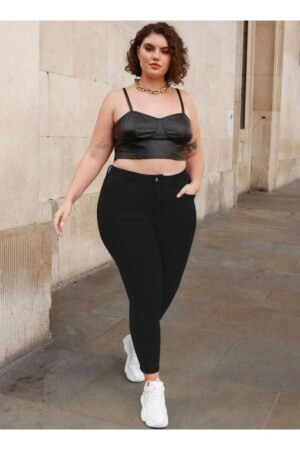 - Schwarze Curve-Hose in Übergröße - Gerade Jeans (Übergröße) - Vivajoy