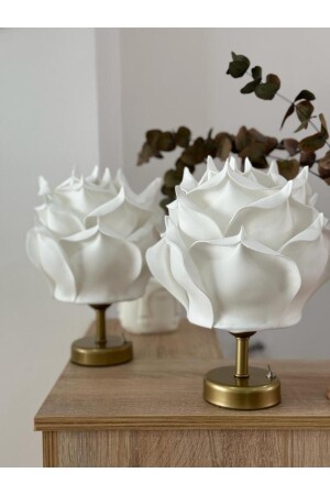 Set of 2 Decorative Artificial Eva Rose Wireless Table Lamp Top White-bottom Antique Gold (9V SQUARE BATTERY) (2 PCS) - Maison Avf