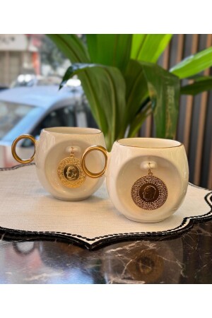 Set of 2 Luxury Republic Gold Cups - Onedekor
