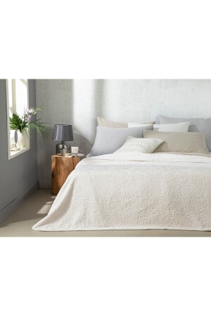 Shabby Rose Emboss Double Blanket 200x220 Cm Cream 10037240 - English Home