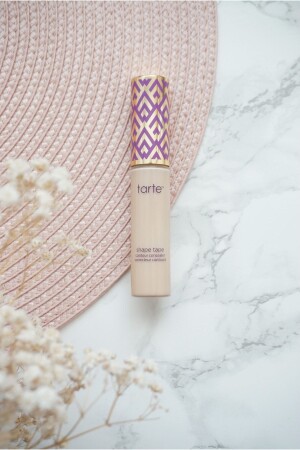Shape Tape Concealer – Leicht - Tarte