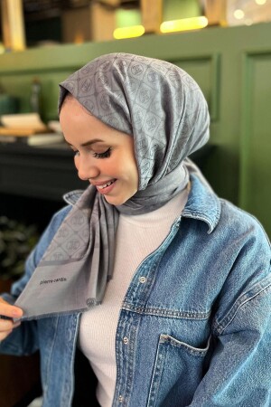 Shawl - 1030300-972 - Gray - Pierre Cardin