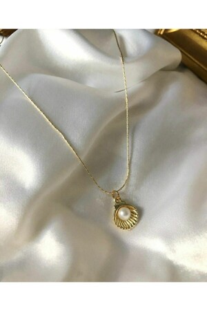 Shell Necklace with Pearl - Asia Chic