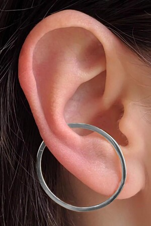 Silver Colored Illusion Cartilage Earring Requiring a Single Hole - New Obsessions
