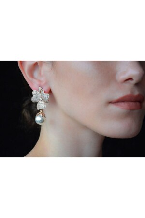 Silver Flower Earrings with Fioralba Pearls - Bayemeyc