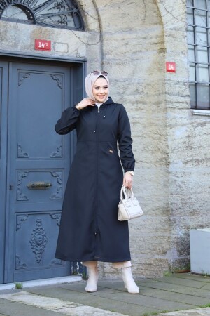 Siyah İçi Çizgili Önü Cepli Ve Kendinden Astarlı Su Geçirmez Kadın Uzun Trençkot - Vibeys Collection