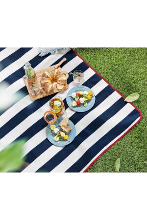 Small Picnic Mat 178299 - Tchibo
