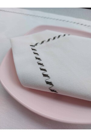 Special White Piccolo Napkin for Ramadan Tables (2 Pieces) - Hydesing
