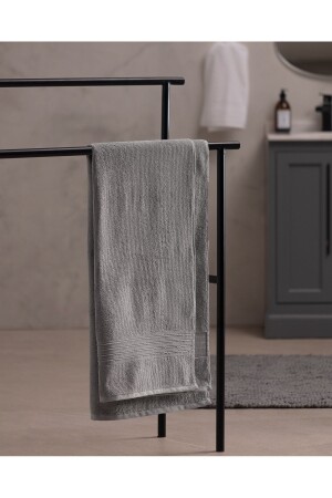 Stripe Dobby Bath Towel - Hotel Collection HOT-04-8682116103183 - Madame Coco