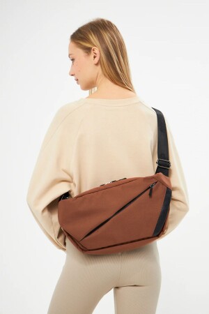 Sweeping Crossbody V2 Crossbody and Shoulder Bag - Snug Up
