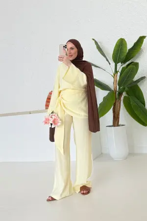 Tensel Premium Jumpsuit mit Bindeband Gelb - Nuuwears