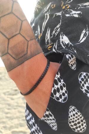 Unisex-Armband aus schwarzem Urban-Stahl - The Collection
