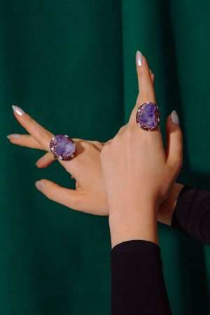Venus Amethyst Stone Baroque Style Zircon Stone Pearl Luxury Design Ring Gold Plated - Natuur Collection