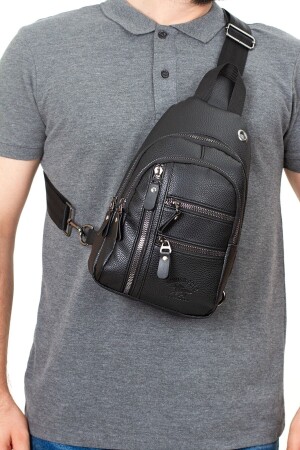 Waterproof Vegan Leather Crossbody Shoulder Bag Body Bag Freebag Black (18cmx27cm) - Newish
