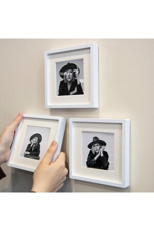 Weißer quadratischer Pola-Fotorahmen, 14 x 14 cm, mit selbstklebender, abnehmbarer Matte – 3er-Pack - Nobbystar