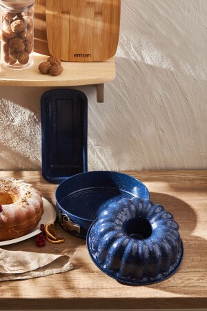 Wellbake Set of 3 Cake Molds - Emsan