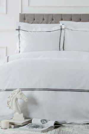 White Collection Valse Gri Saten Şeritli Percale Çift Kişilik Nevresim Takımı 200.20.01.0102 - Karaca Home