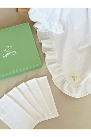 White Ruffled Multi-Purpose Muslin Cloth & Handkerchief Set JR1910BYZSET - Jr Bunnies