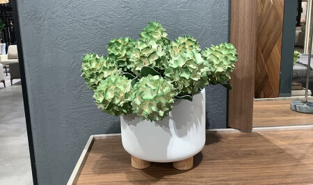 White Vase with Flowers - 20293 - Cadde Yıldız